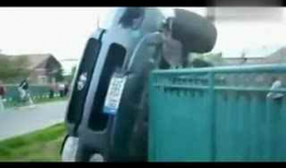 车祸搞笑视频,车祸现场搞笑瞬间大盘点